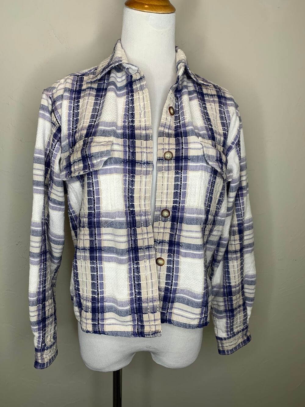 Plaid Cropped Shacket Jacket Size Medium Navy Blue White Tan Casual